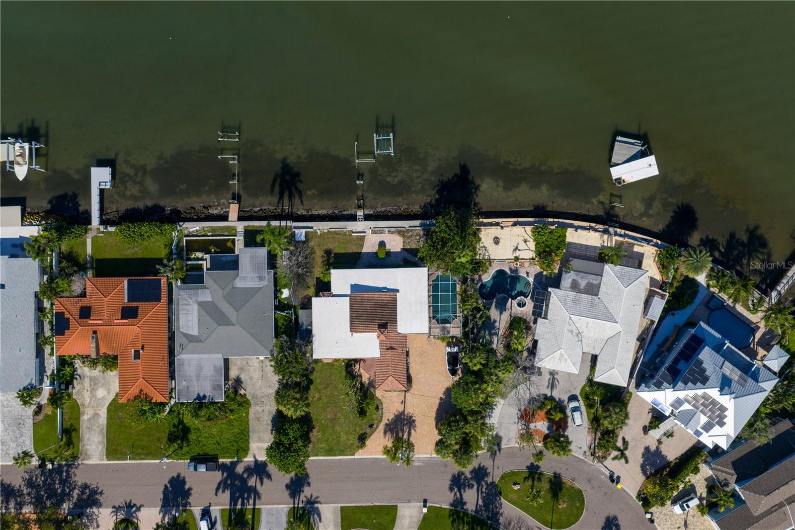 Image 9 of 31 For 1840 Venetian Point Drive