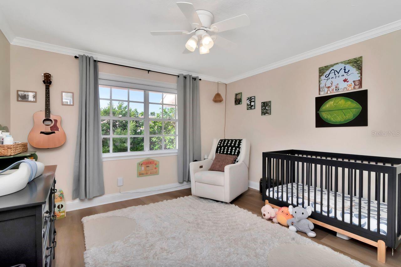 Image 11 of 19 For 5222 Russell Street 23