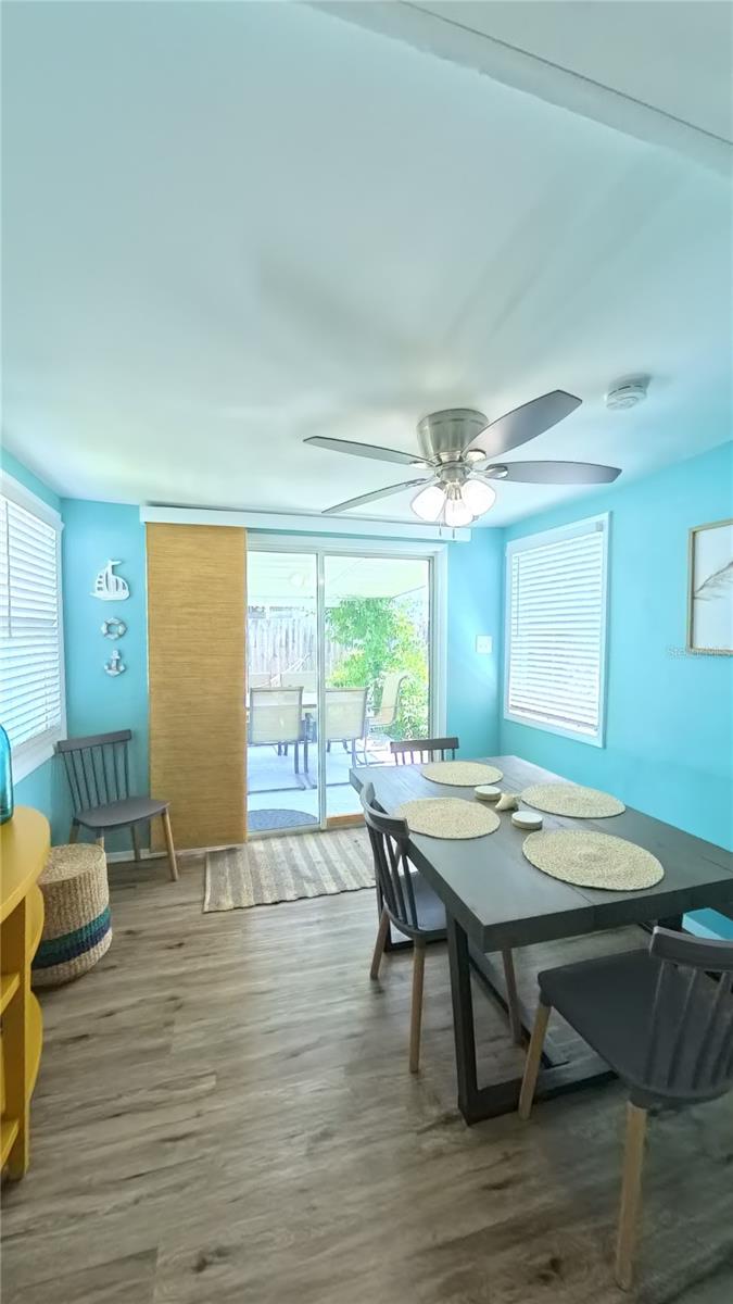 Image 3 of 16 For 10517 114th Terrace