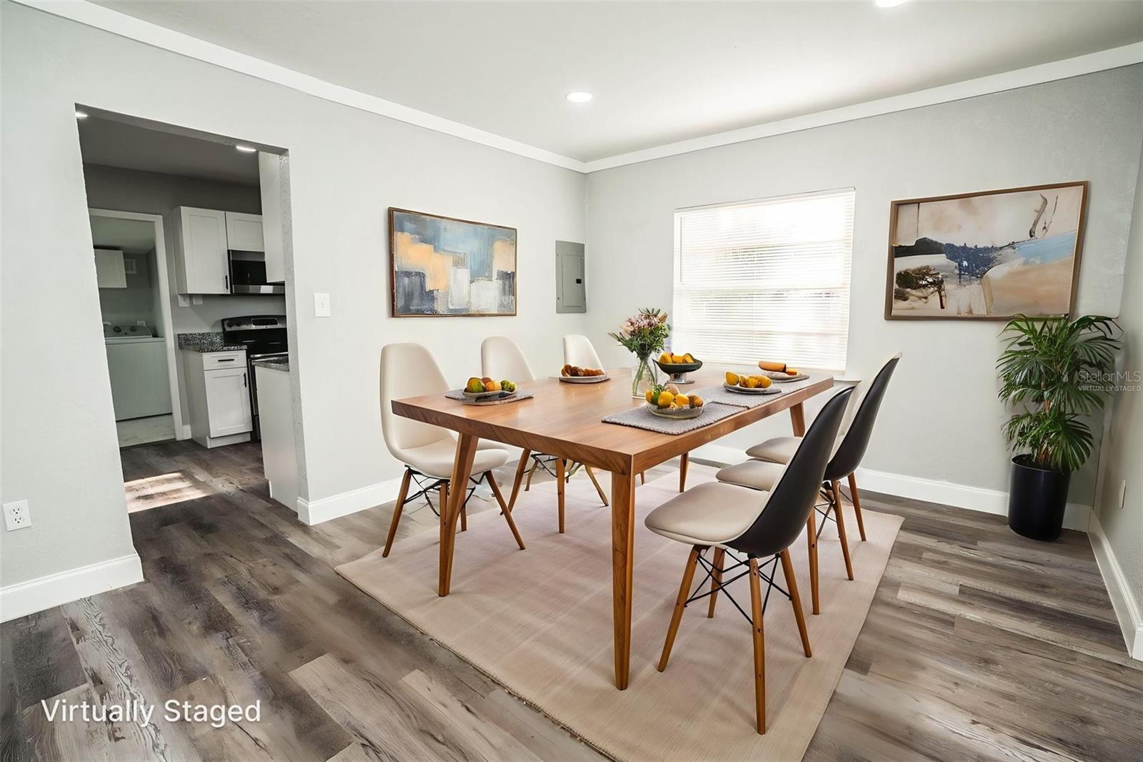 Image 10 of 37 For 1326 Nassau Street