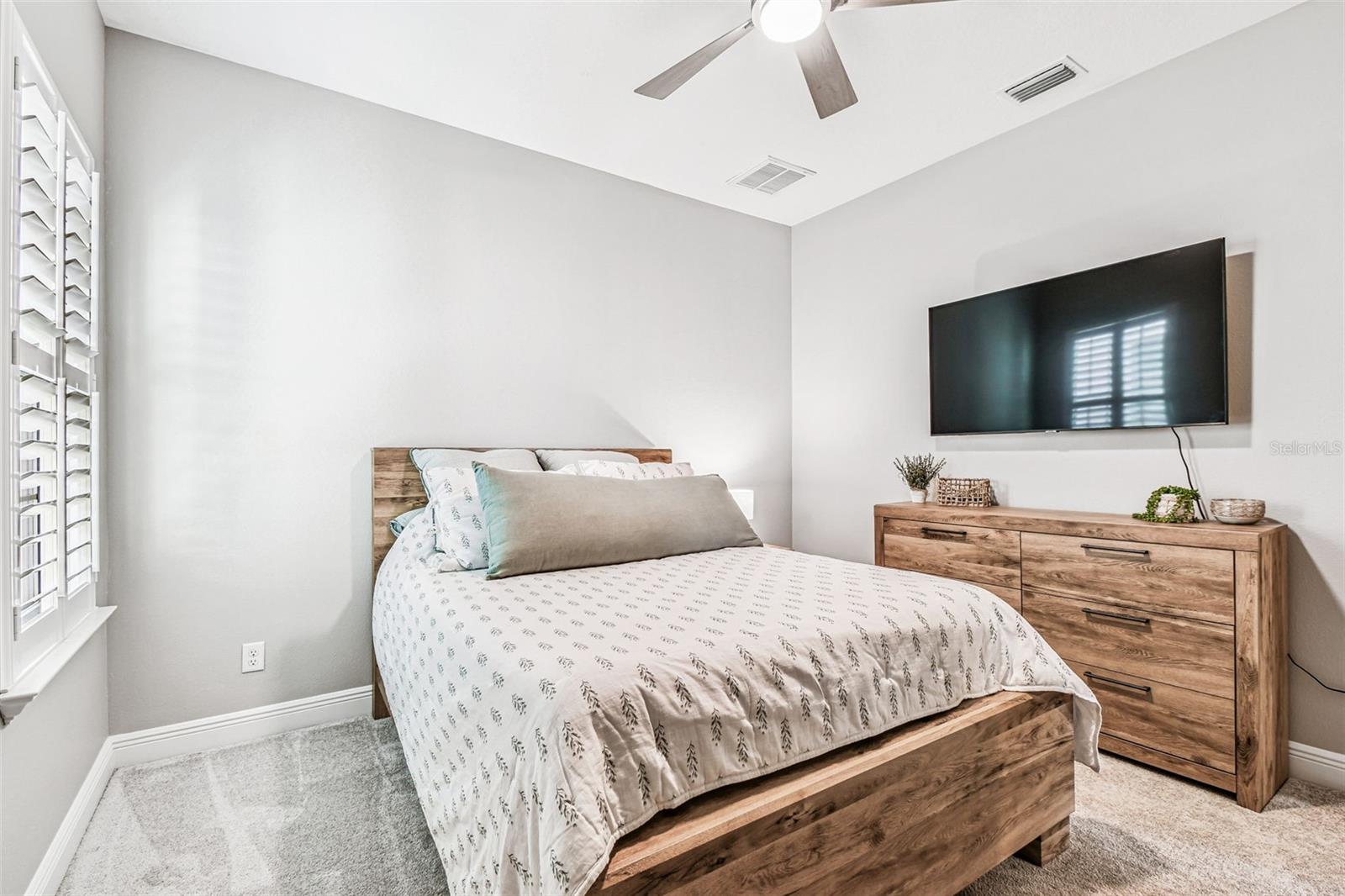 Listing photo id 12 for 11458 Ranchers Gap Drive