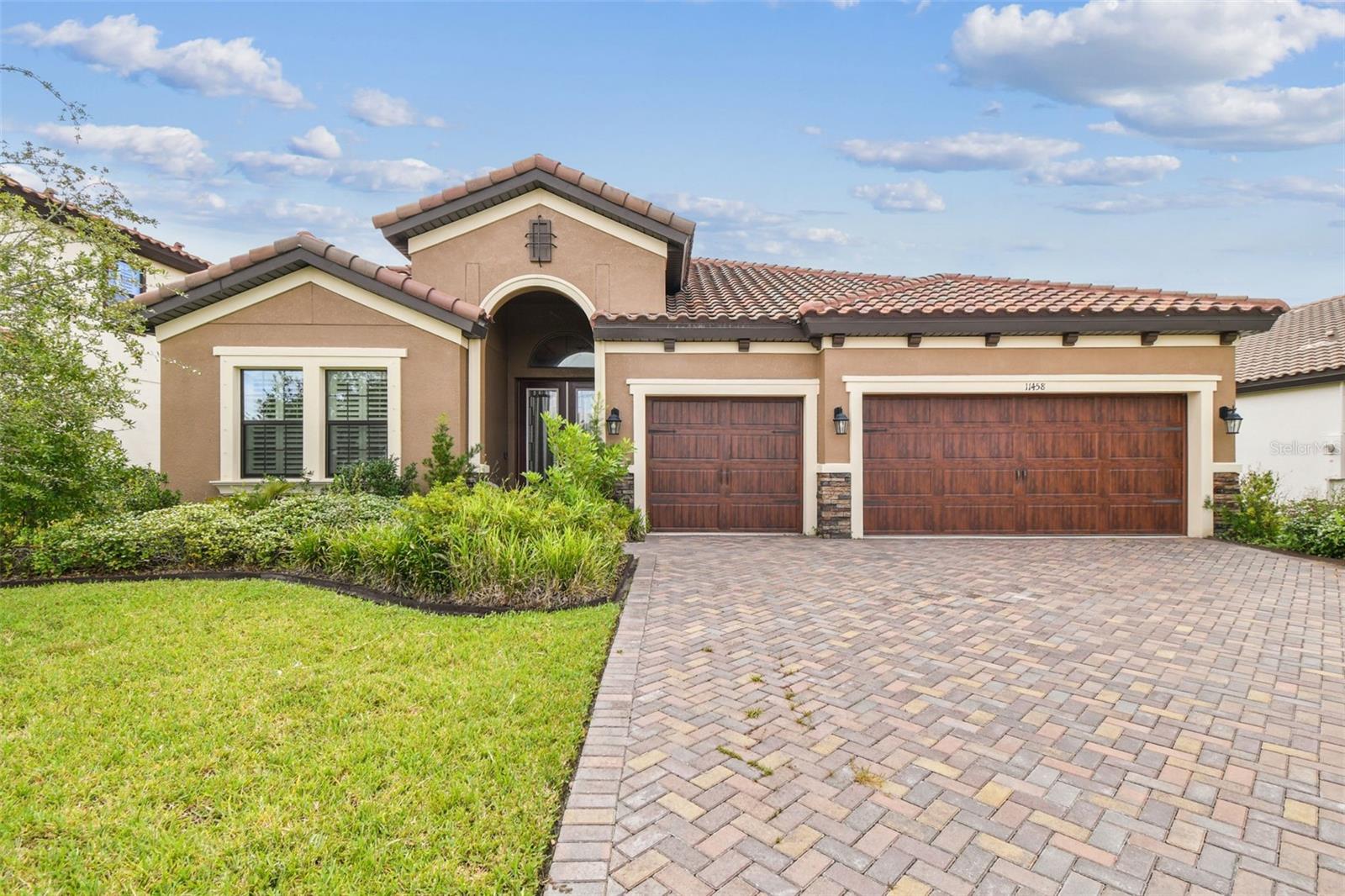 Listing photo id 0 for 11458 Ranchers Gap Drive