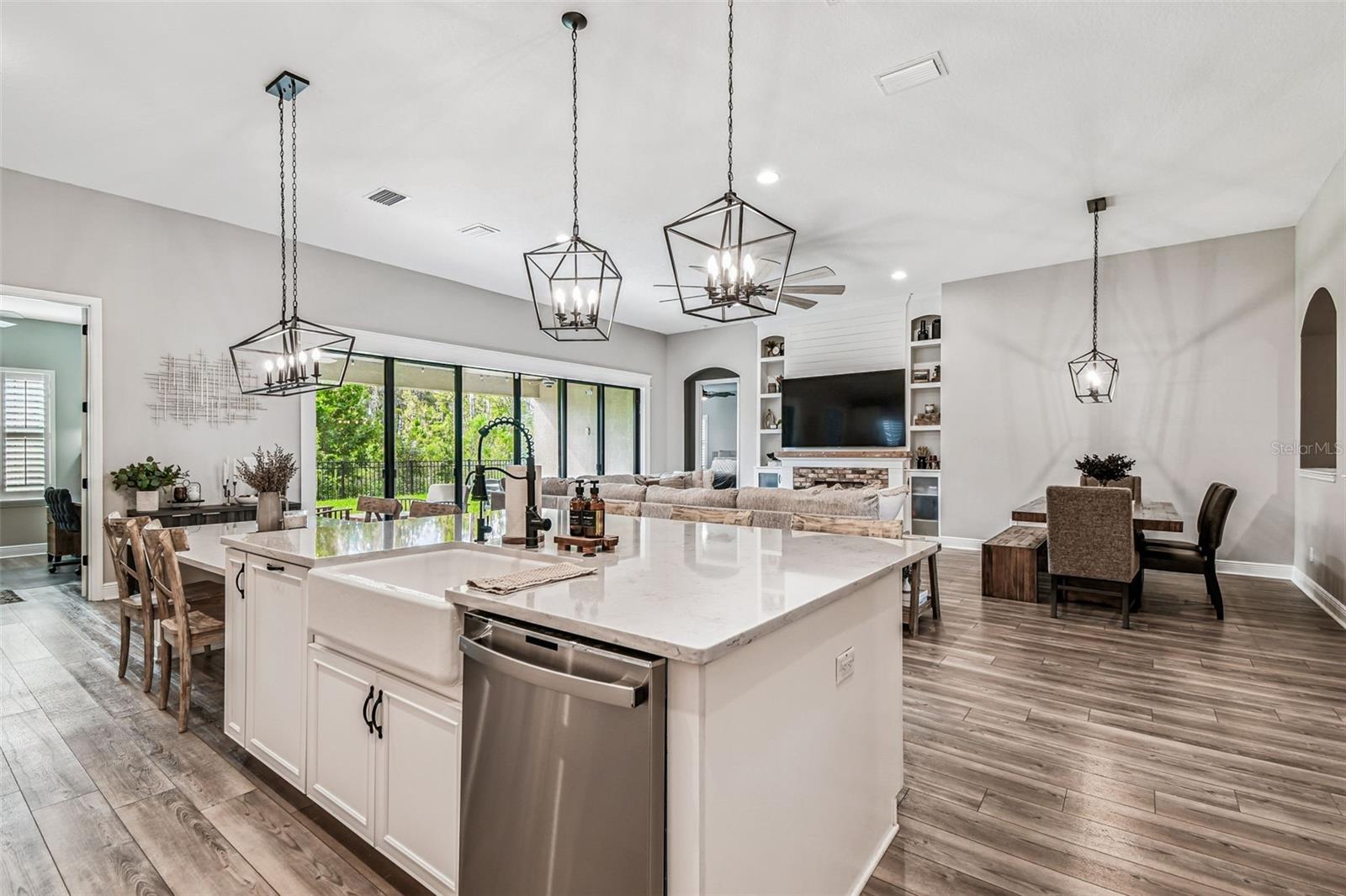Listing photo id 25 for 11458 Ranchers Gap Drive