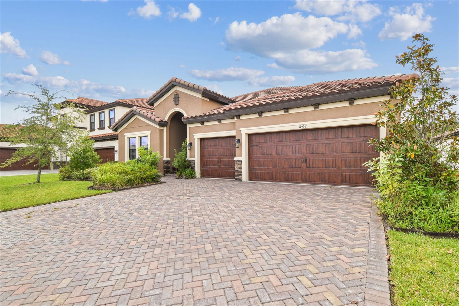 Listing photo id 1 for 11458 Ranchers Gap Drive