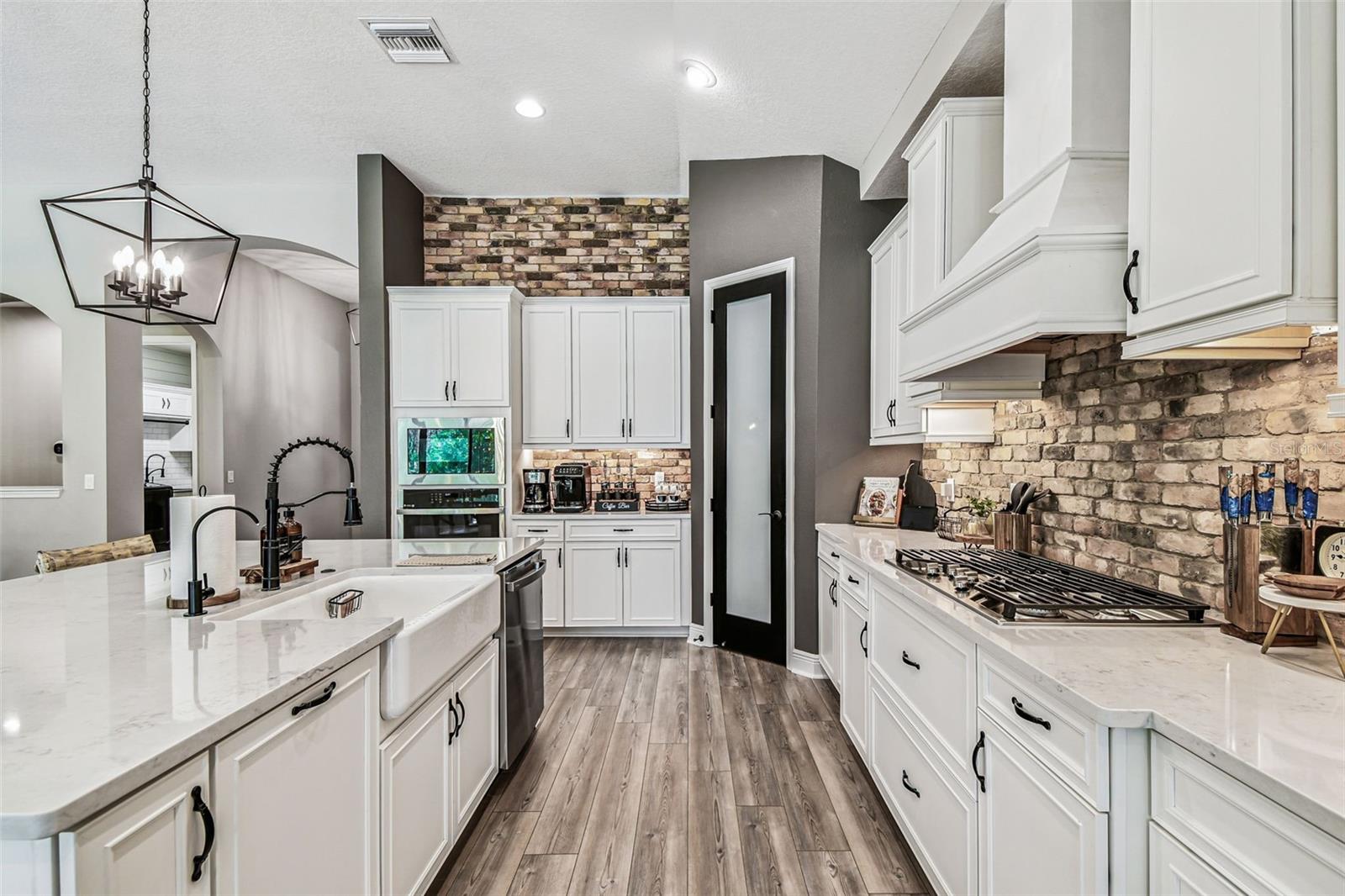 Listing photo id 28 for 11458 Ranchers Gap Drive