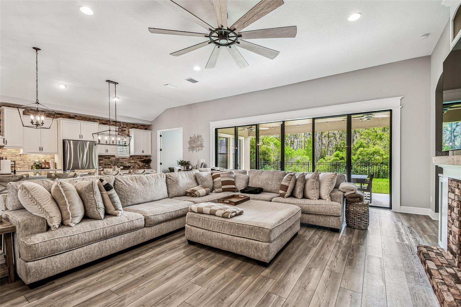 Listing photo id 35 for 11458 Ranchers Gap Drive
