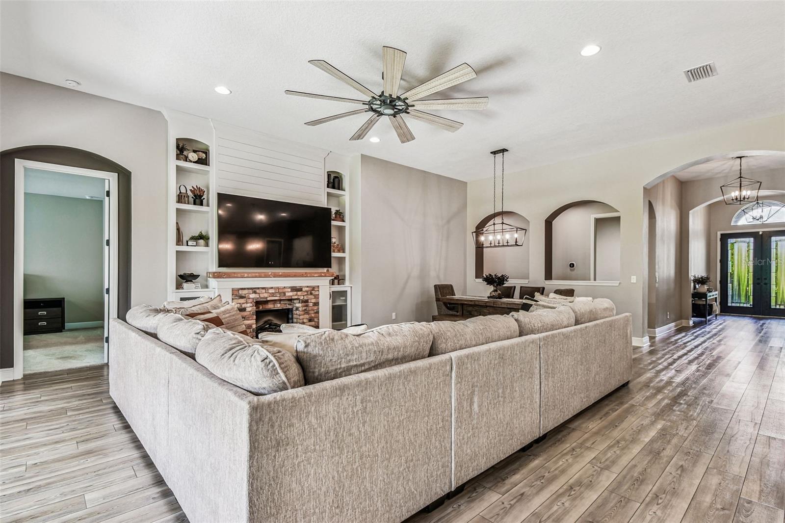 Listing photo id 38 for 11458 Ranchers Gap Drive