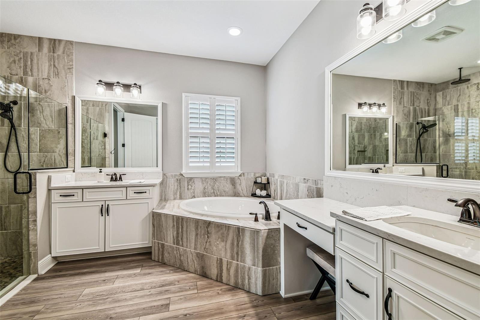 Listing photo id 50 for 11458 Ranchers Gap Drive