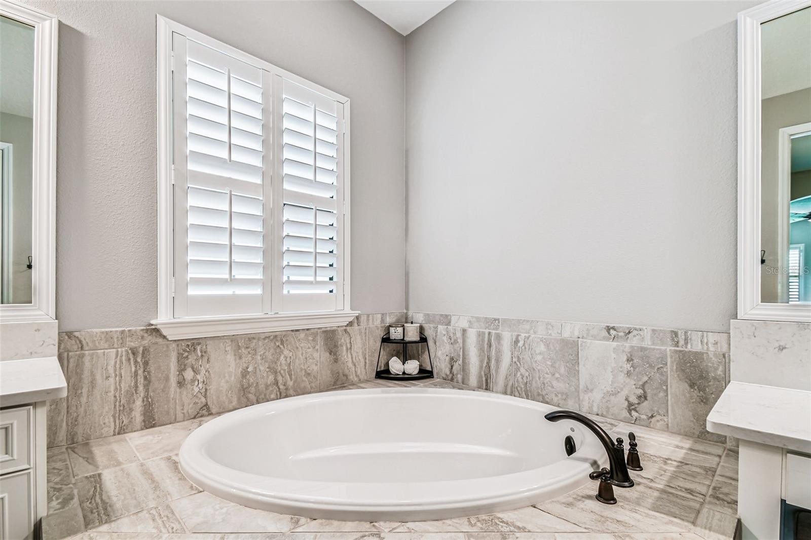 Listing photo id 51 for 11458 Ranchers Gap Drive