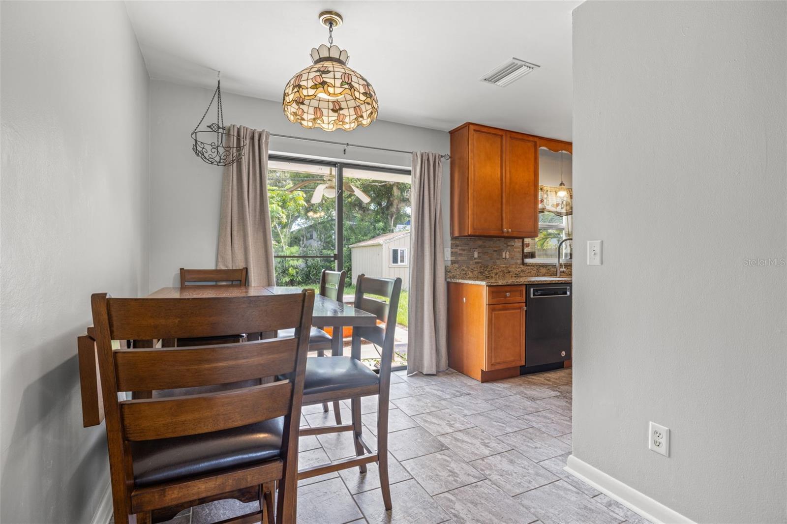 Image 10 of 26 For 3252 21st Place Sw