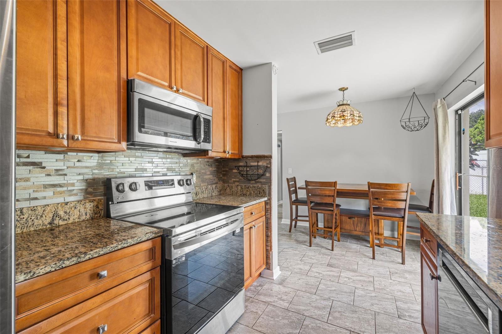 Image 14 of 26 For 3252 21st Place Sw