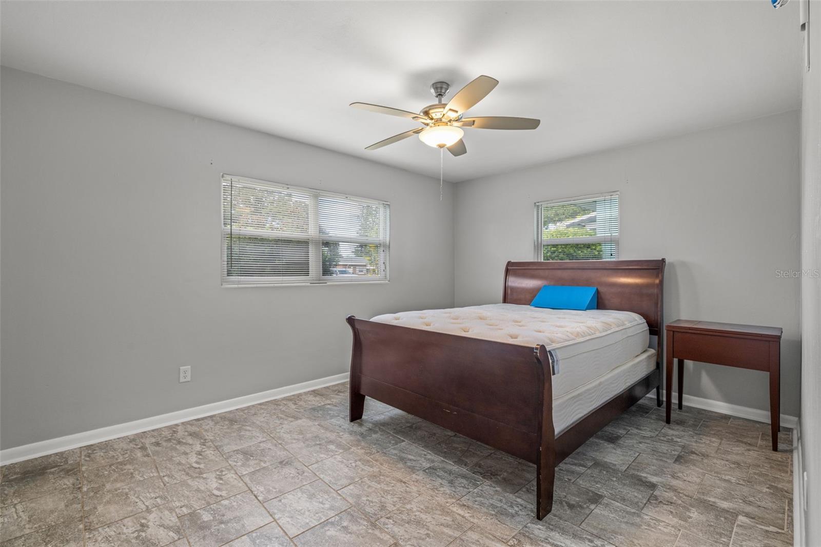 Image 16 of 26 For 3252 21st Place Sw