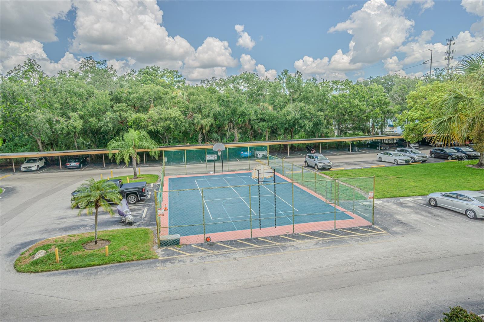 Image 19 of 26 For 5820 Church Avenue 339