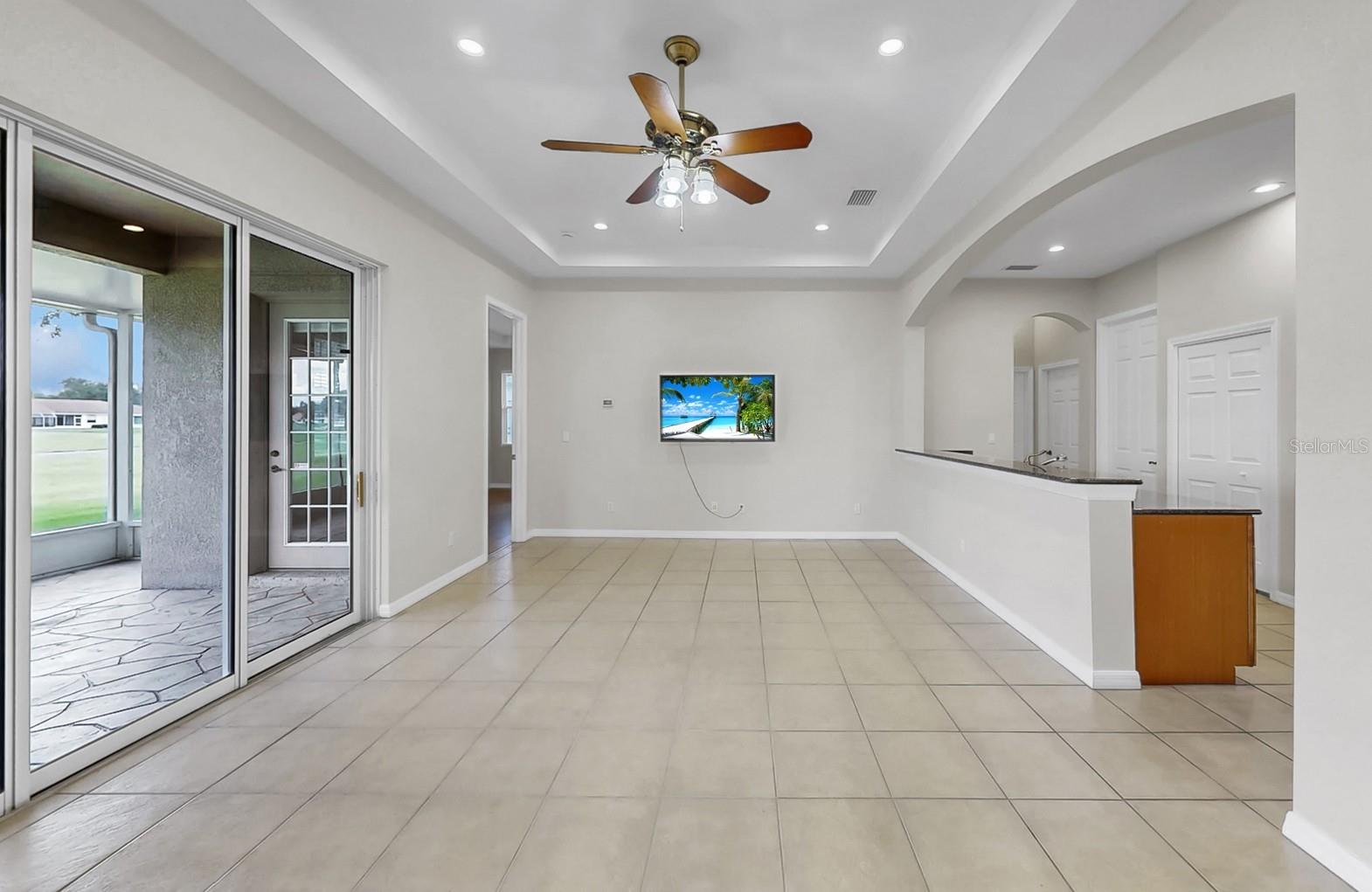 Image 12 of 41 For 2433 Kensington Greens Drive