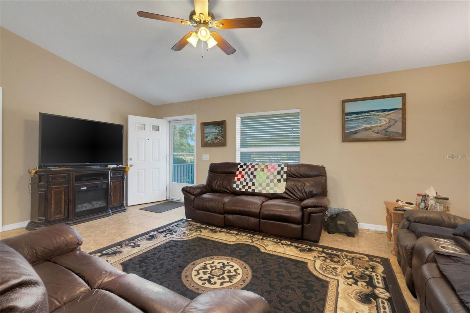 Image 3 of 46 For 3147 Sydney Dover Road