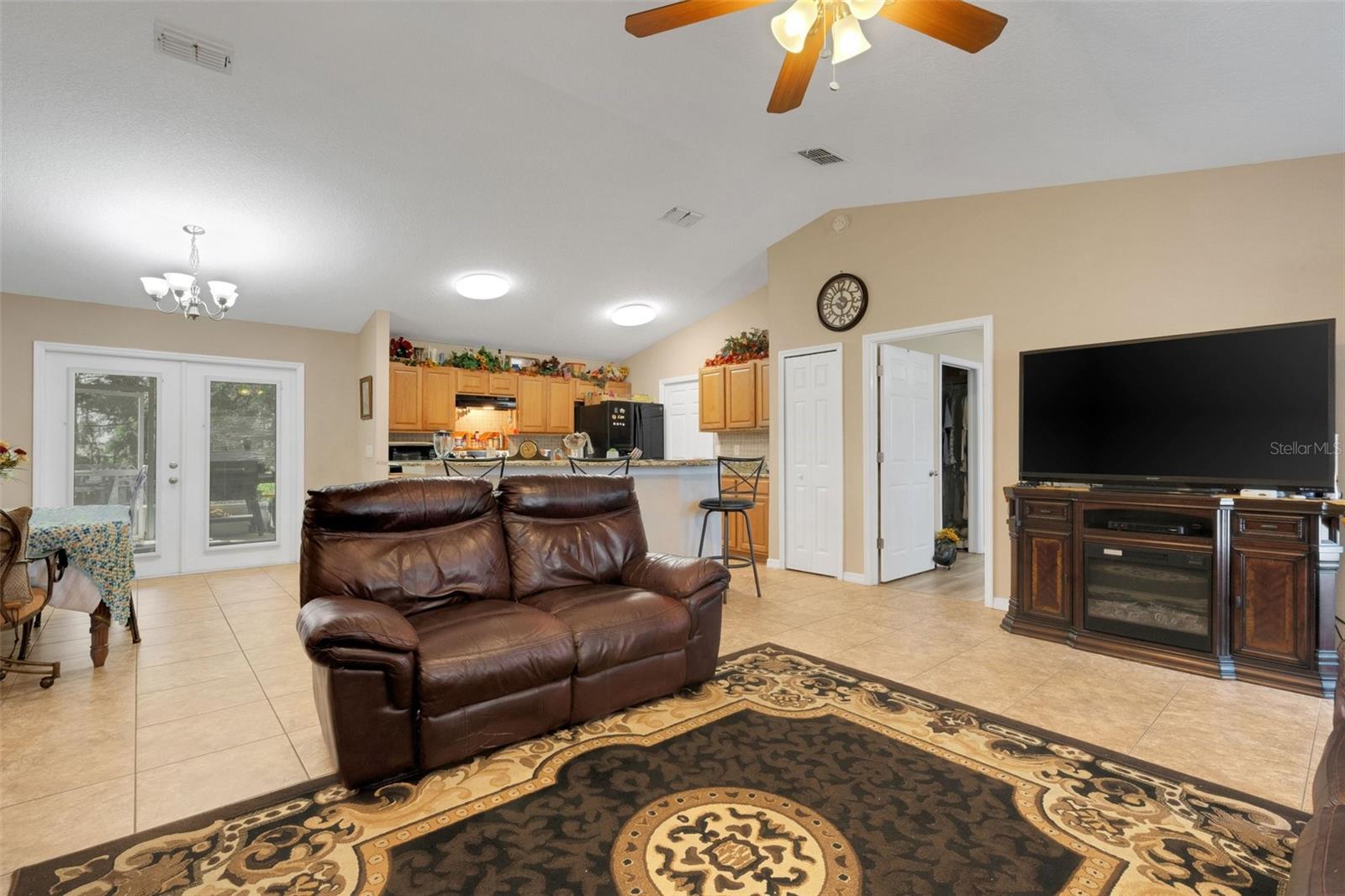 Image 4 of 46 For 3147 Sydney Dover Road