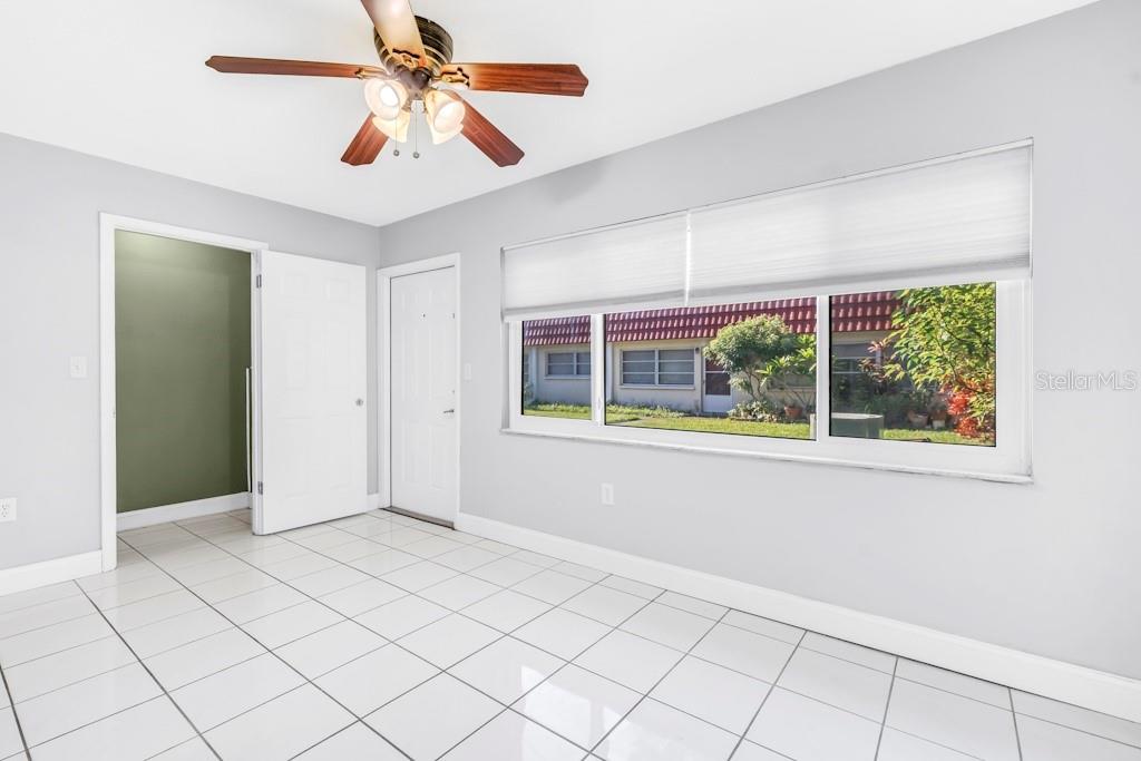 Image 11 of 24 For 5870 38th Avenue N 41