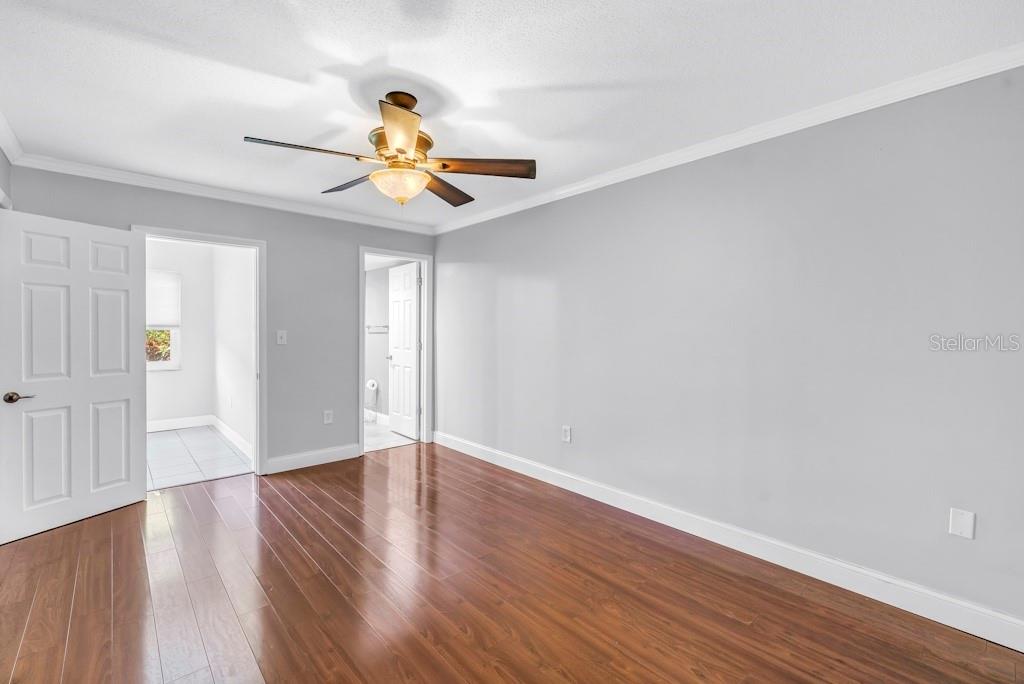 Image 13 of 24 For 5870 38th Avenue N 41