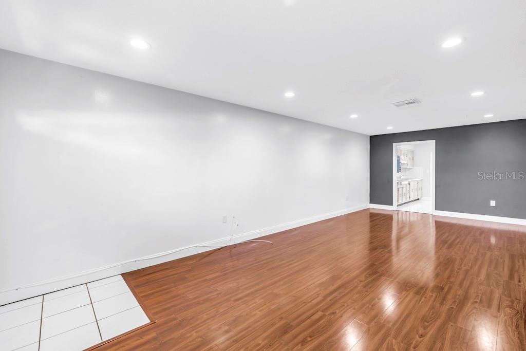 Image 6 of 24 For 5870 38th Avenue N 41