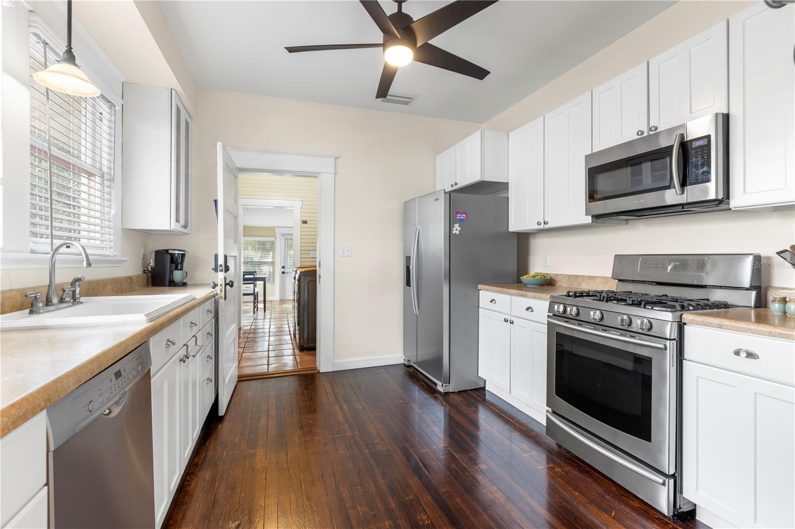 Image 11 of 47 For 5707 Miami Avenue