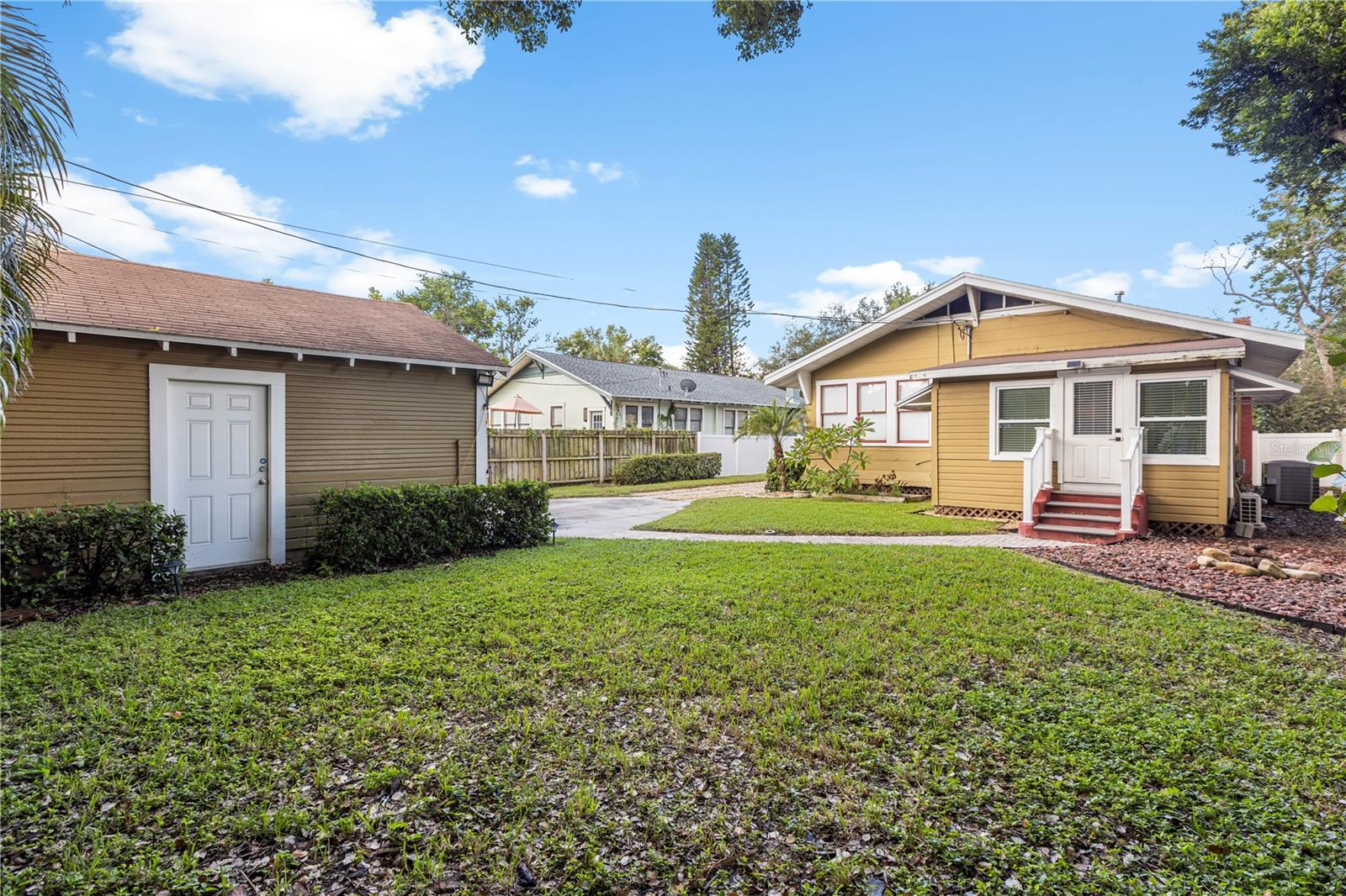Image 34 of 47 For 5707 Miami Avenue