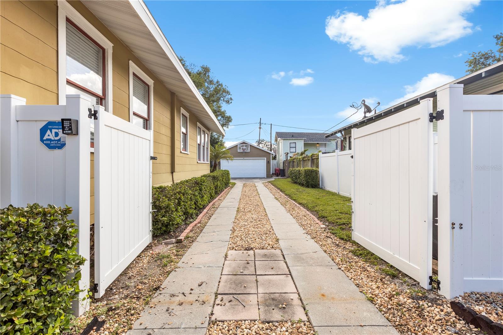 Image 39 of 47 For 5707 Miami Avenue