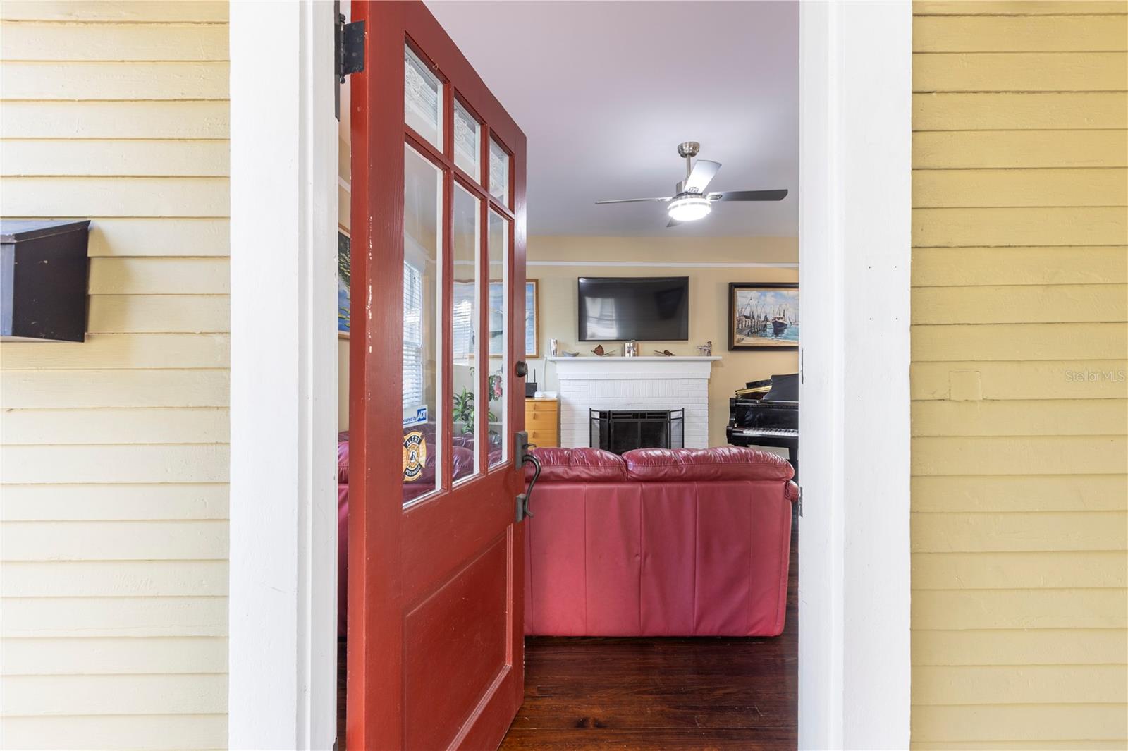 Image 4 of 47 For 5707 Miami Avenue