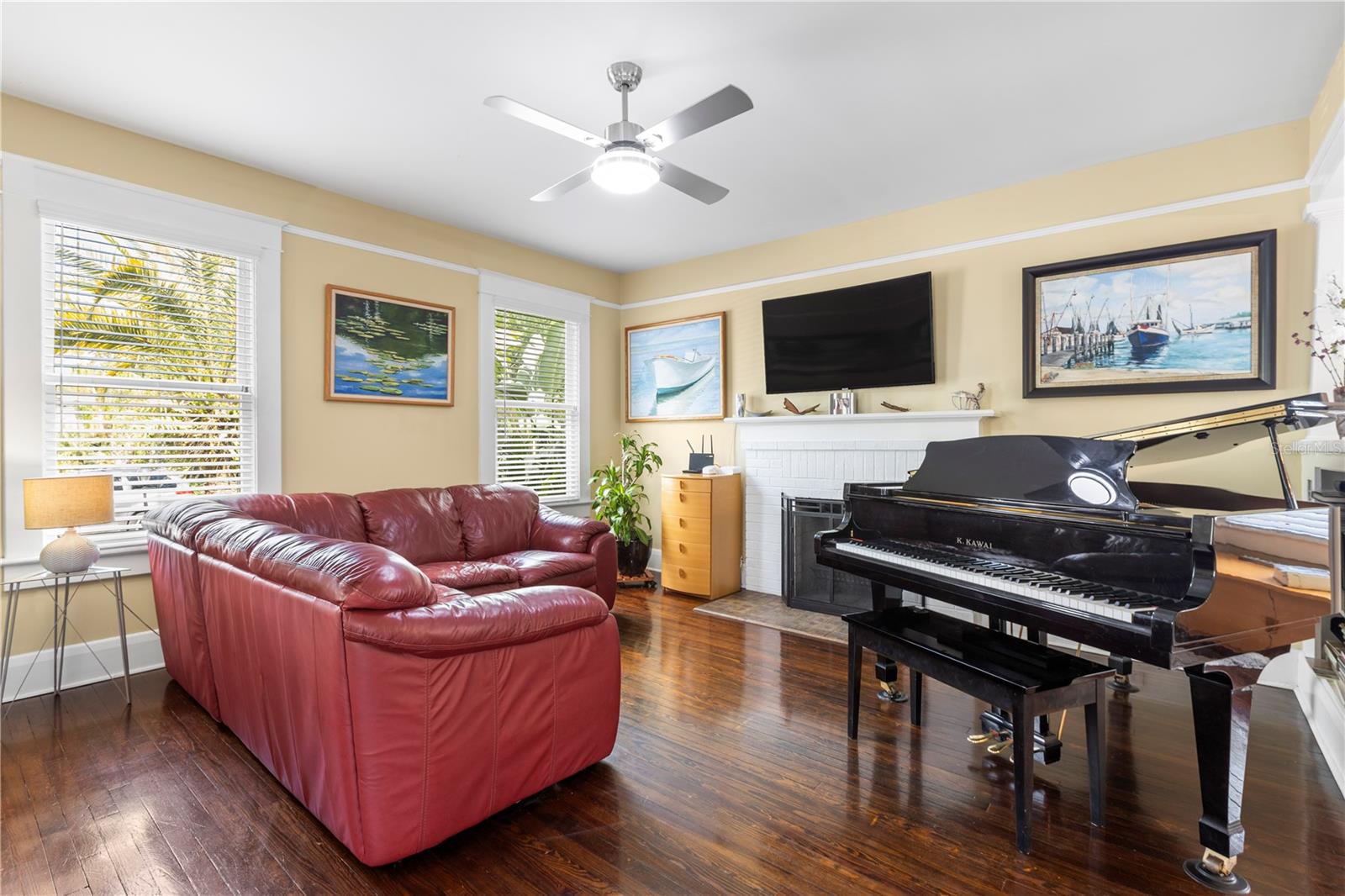 Image 6 of 47 For 5707 Miami Avenue