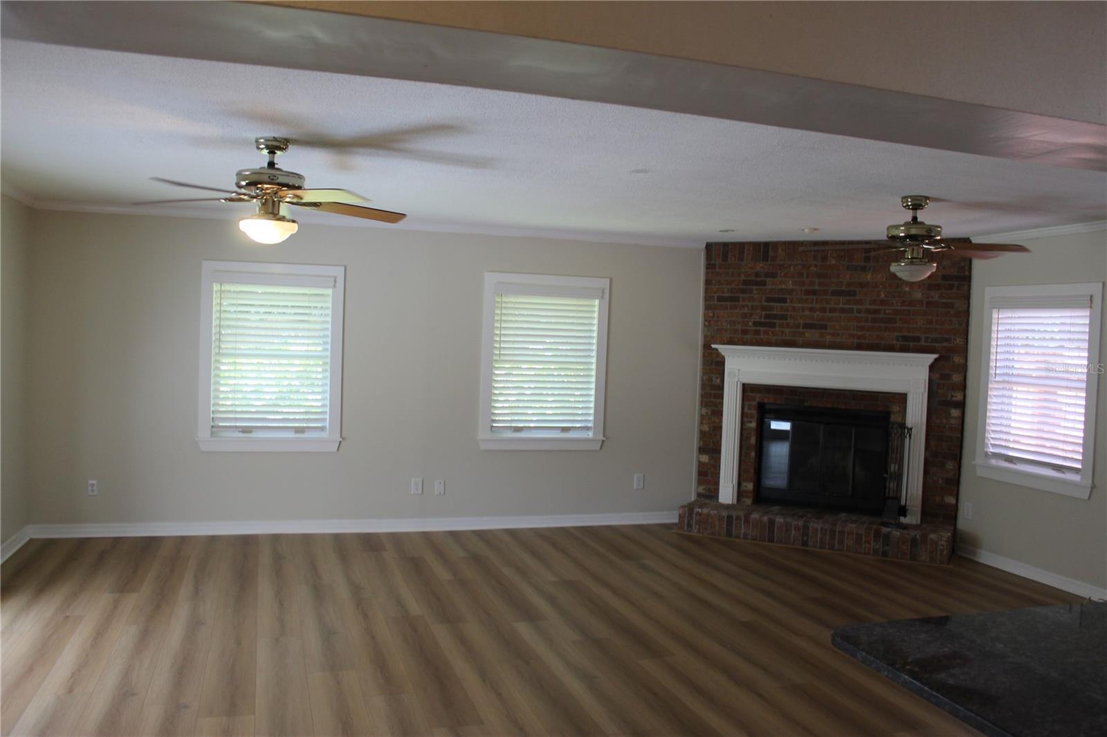 Image 18 of 24 For 4506 Leona Street
