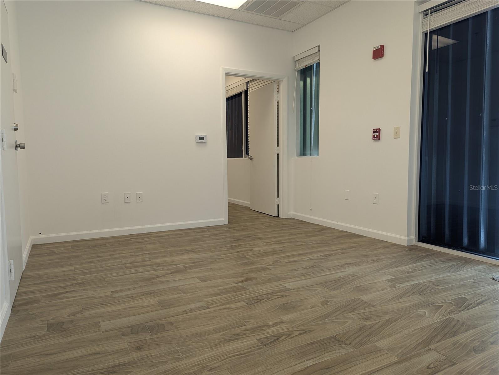 Image 10 of 54 For 585 Mercantile Place #c8 Aka 10