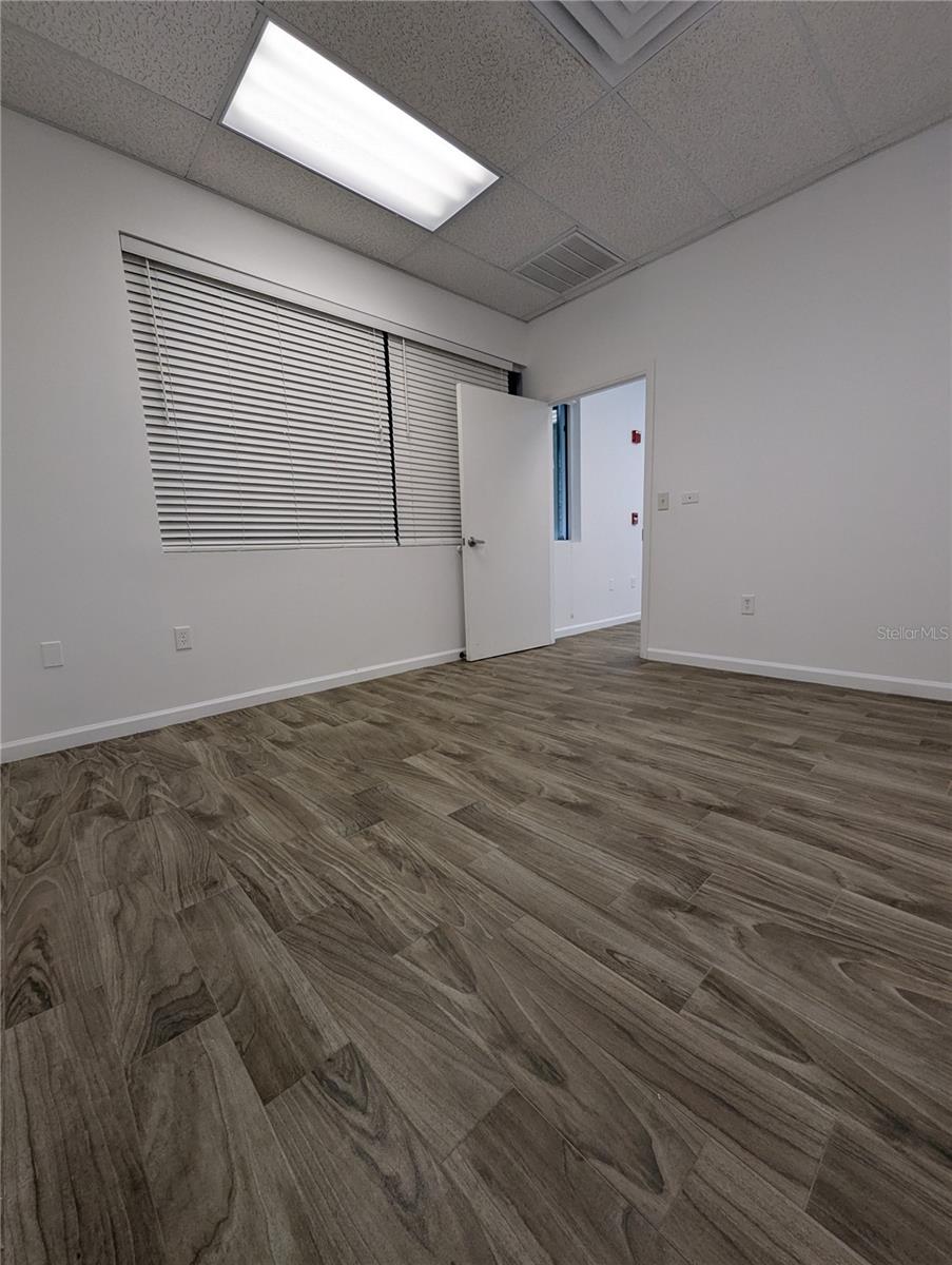 Image 14 of 54 For 585 Mercantile Place #c8 Aka 10