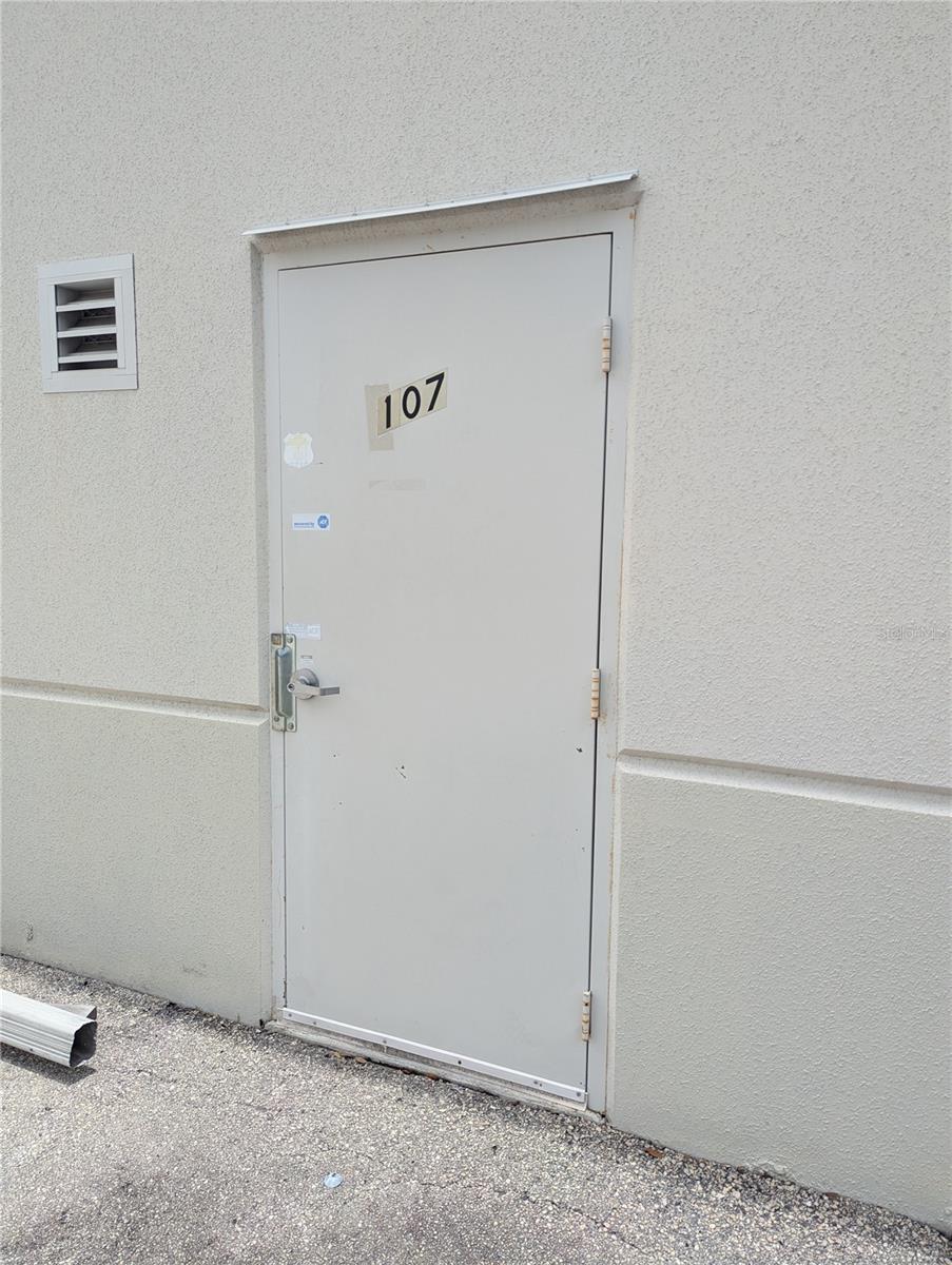 Image 20 of 54 For 585 Mercantile Place #c8 Aka 10