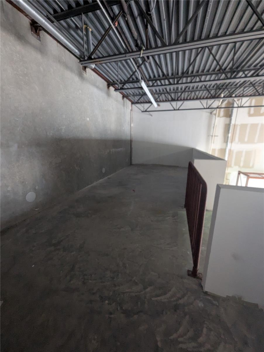 Image 31 of 54 For 585 Mercantile Place #c8 Aka 10