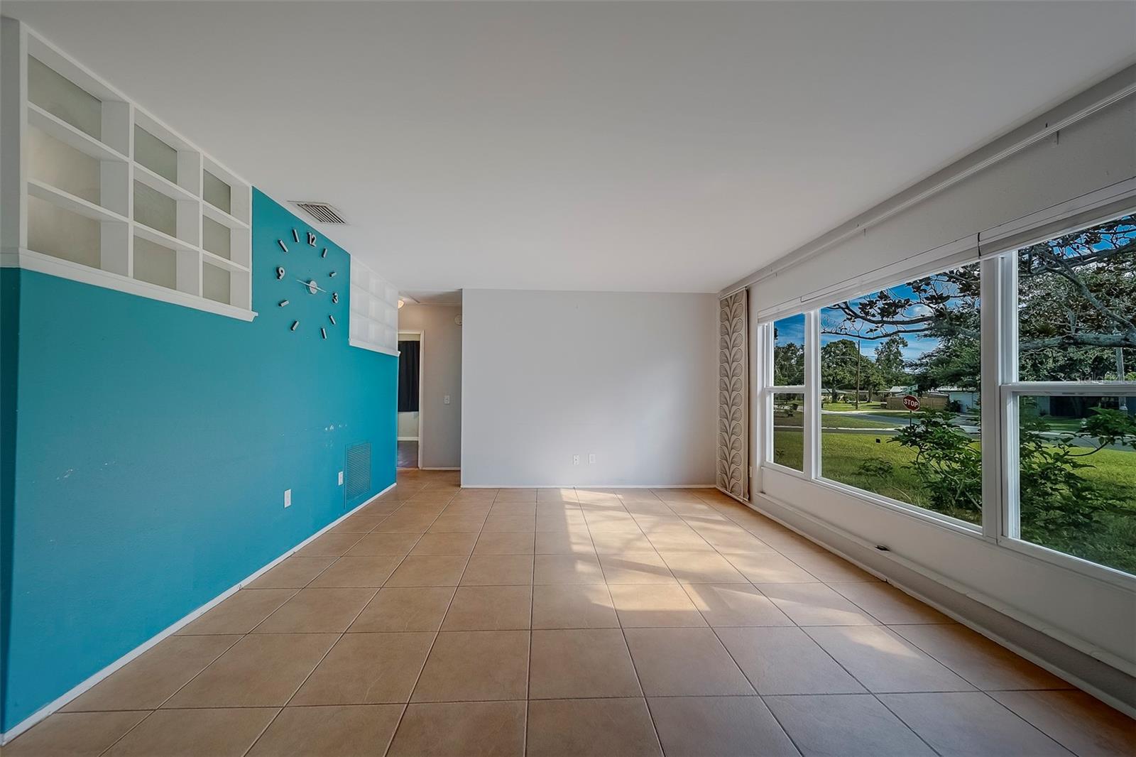 Image 12 of 68 For 3122 51st Street N