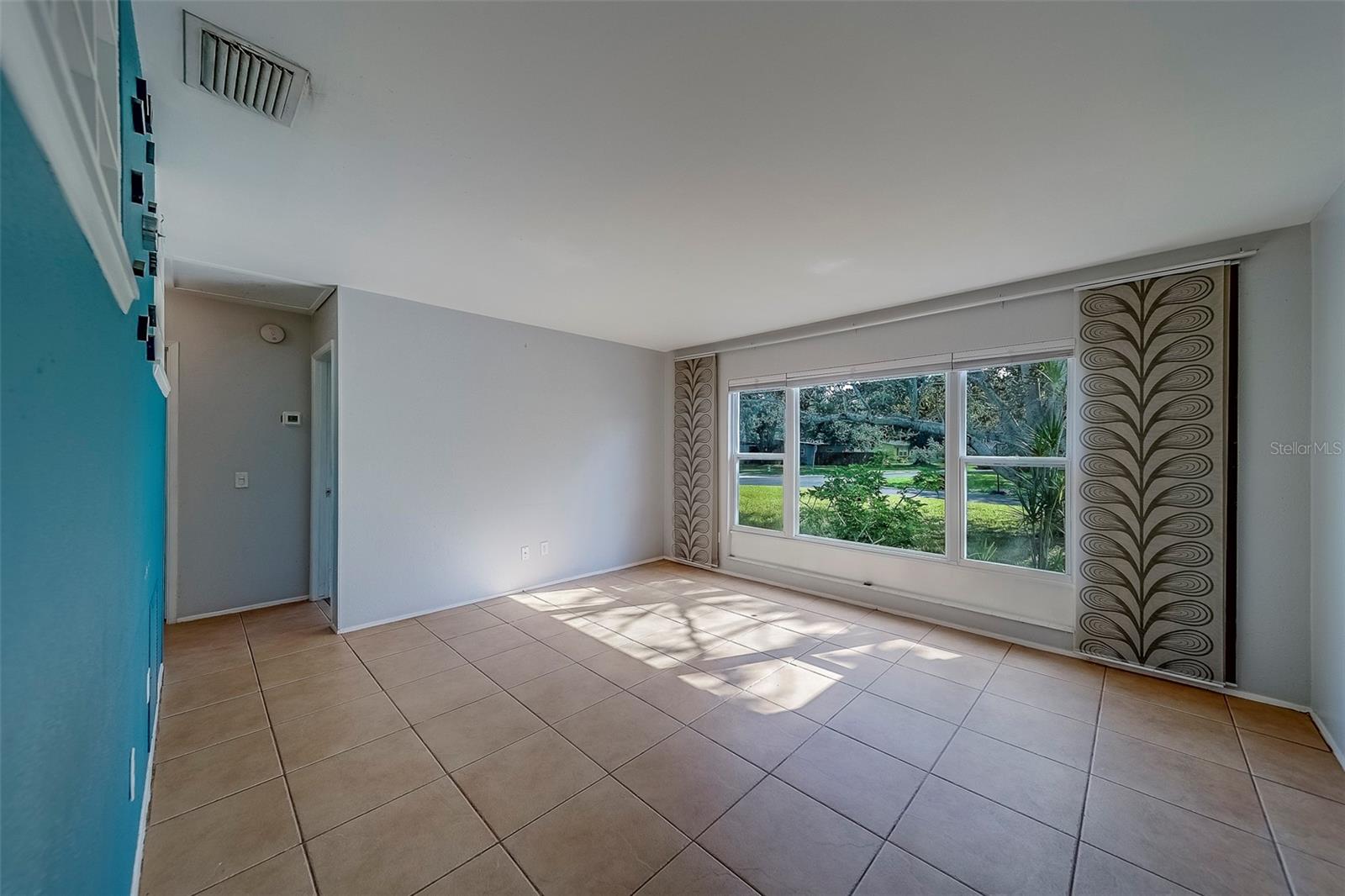 Image 13 of 68 For 3122 51st Street N