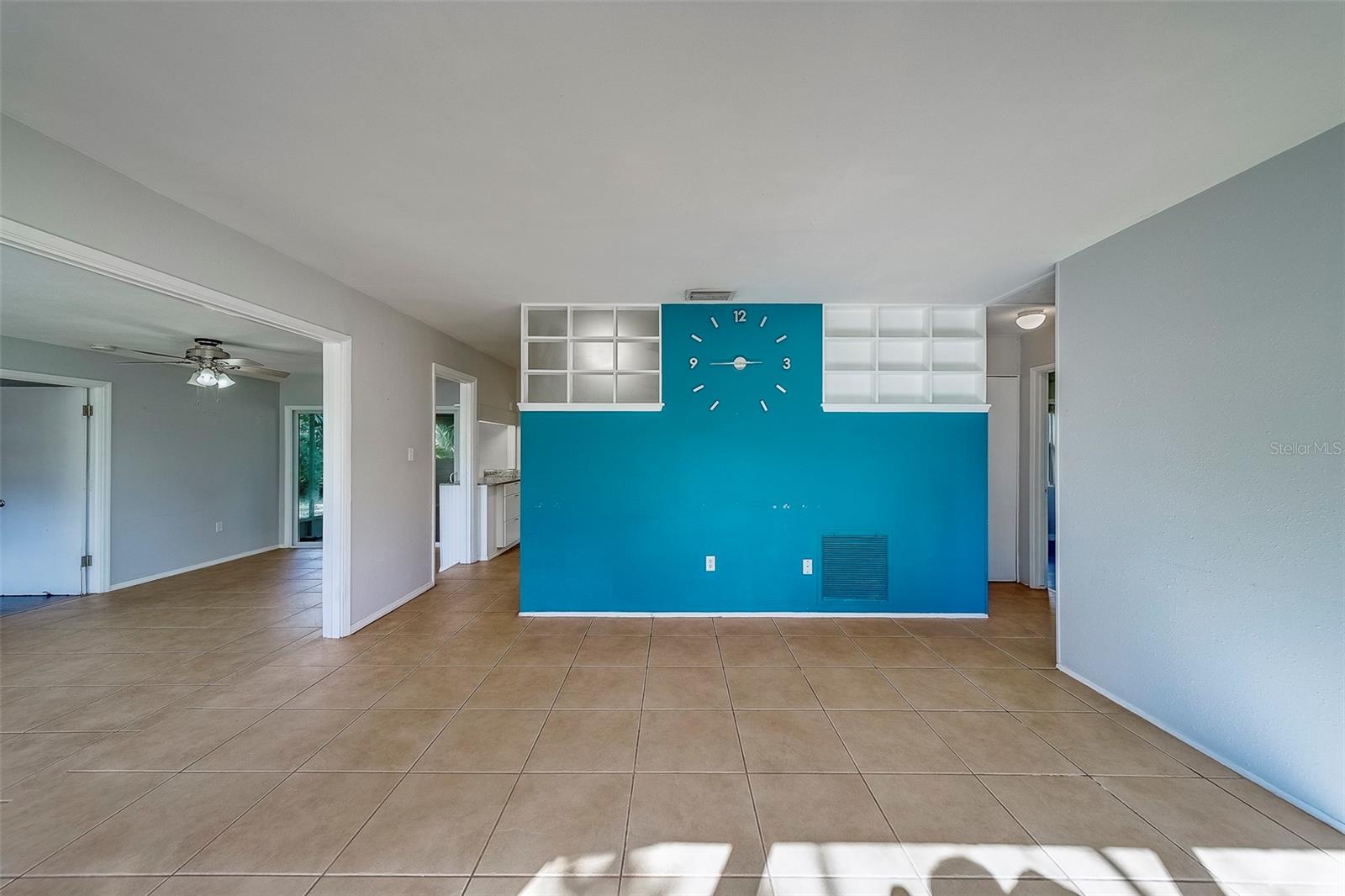 Image 17 of 68 For 3122 51st Street N