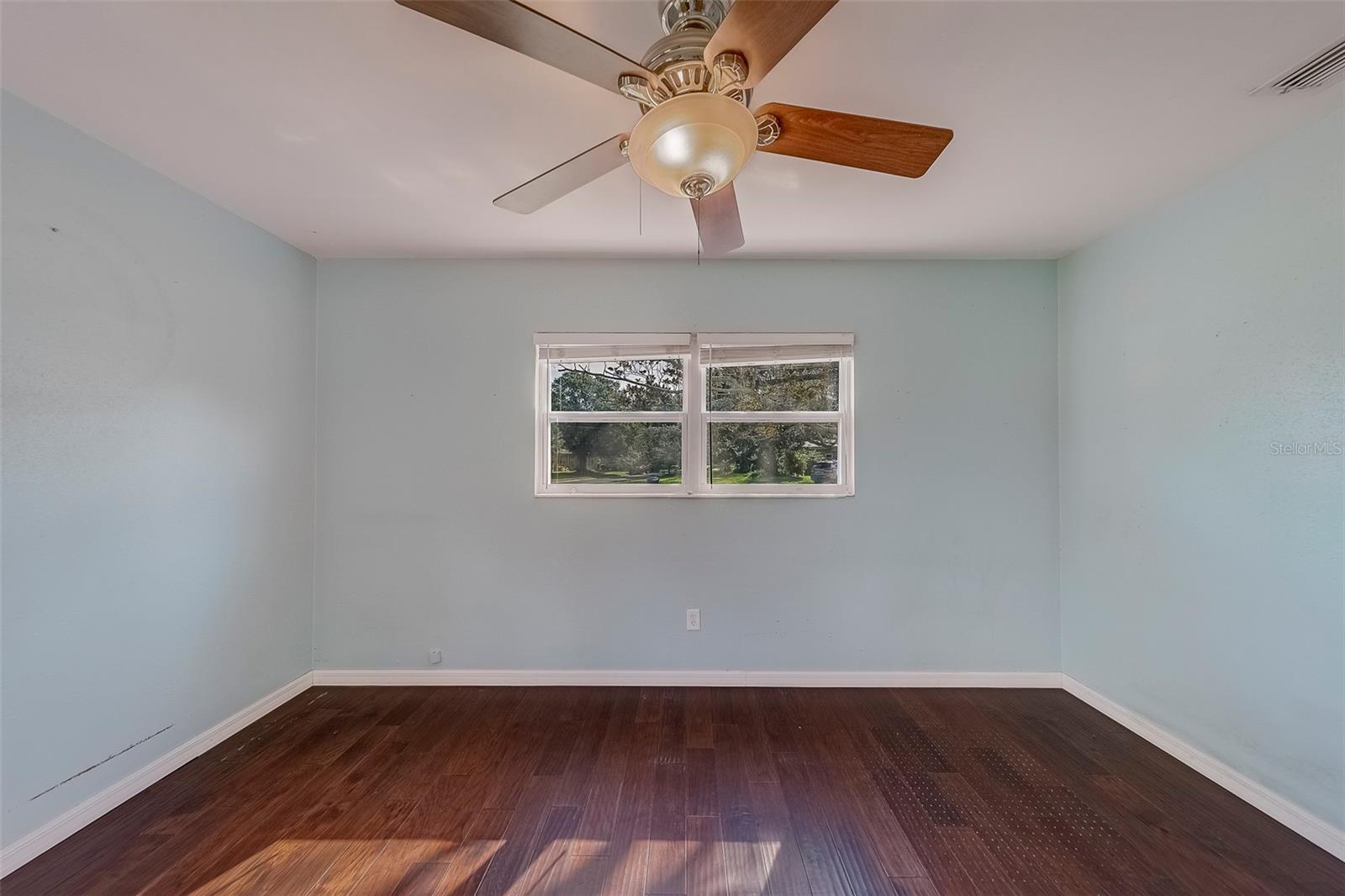 Image 26 of 68 For 3122 51st Street N