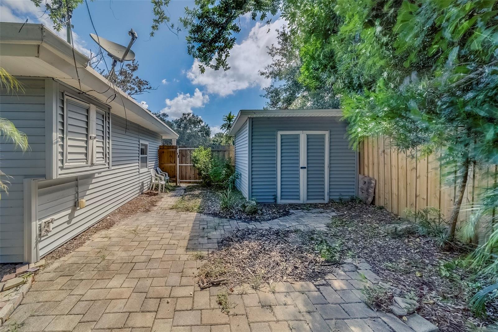 Image 41 of 68 For 3122 51st Street N