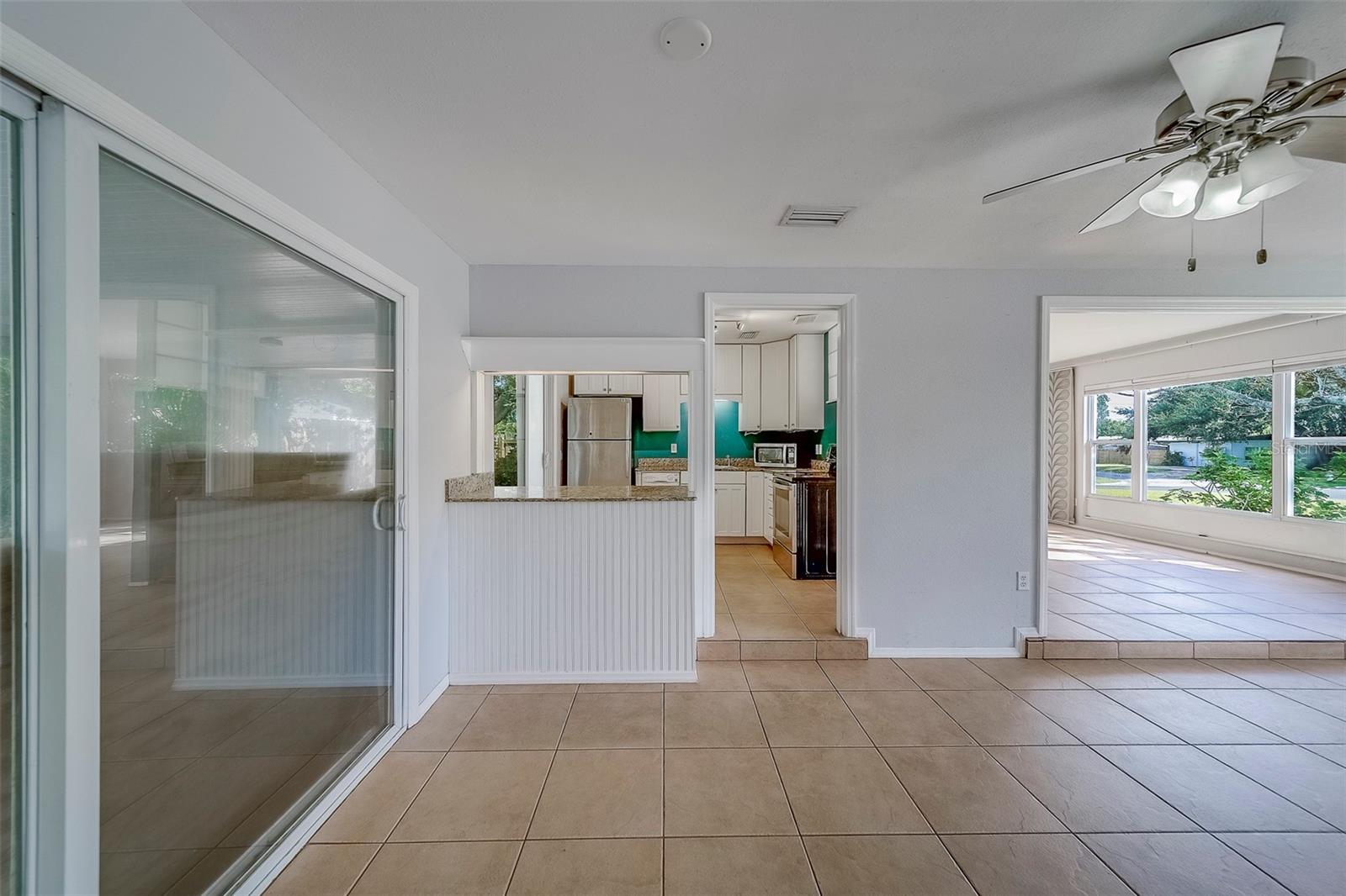 Image 5 of 68 For 3122 51st Street N