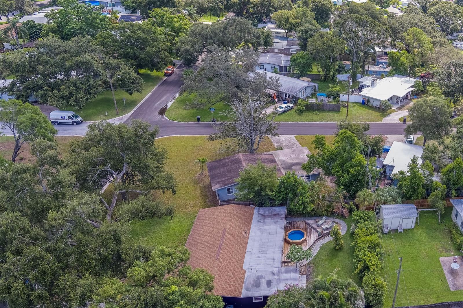Image 54 of 68 For 3122 51st Street N