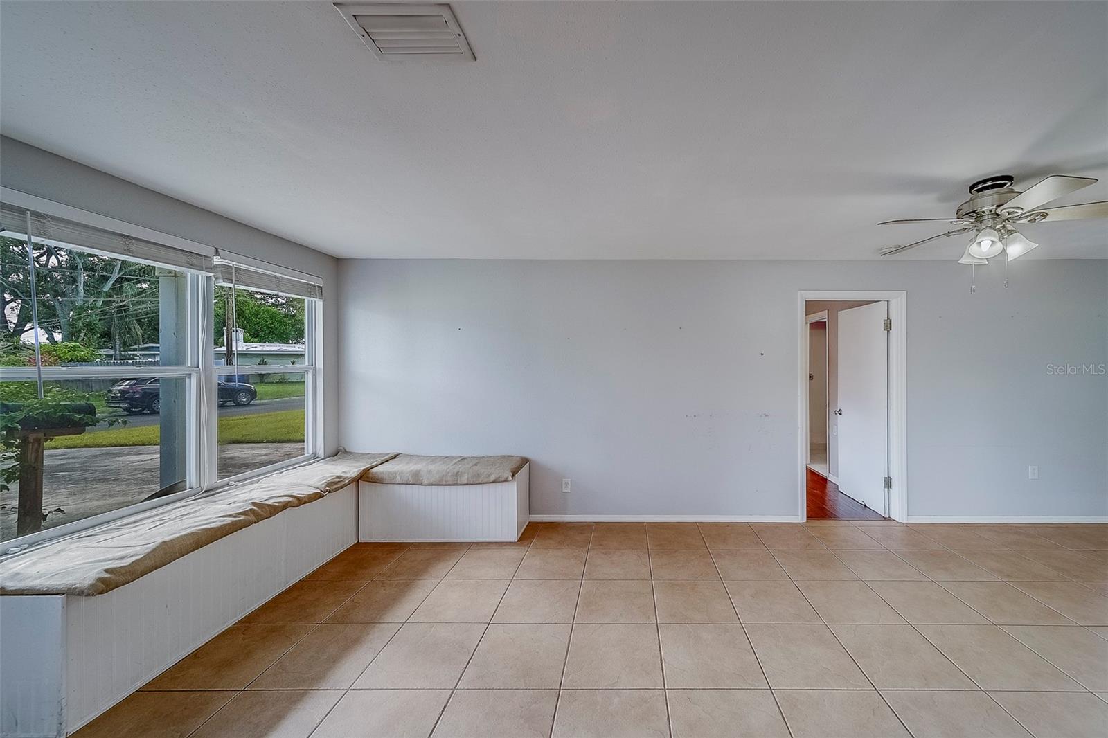Image 7 of 68 For 3122 51st Street N