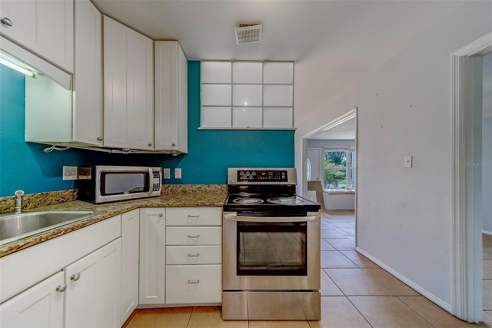 Image 8 of 68 For 3122 51st Street N