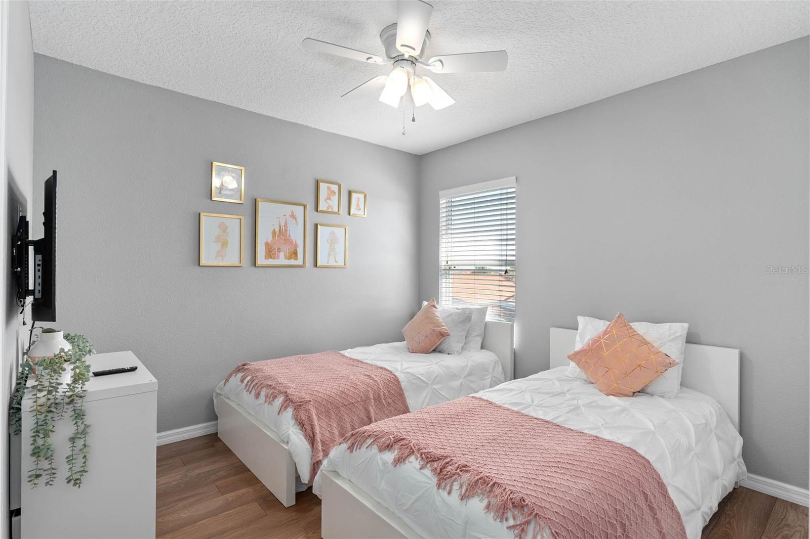 Image 42 of 59 For 248 Carrera Avenue