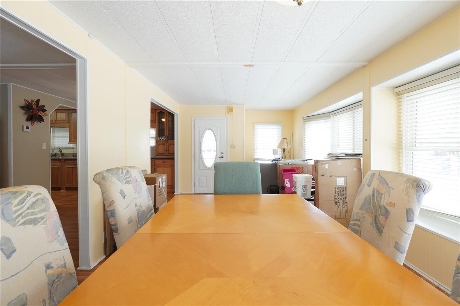 Image 10 of 41 For 82310 1st Avenue N 310