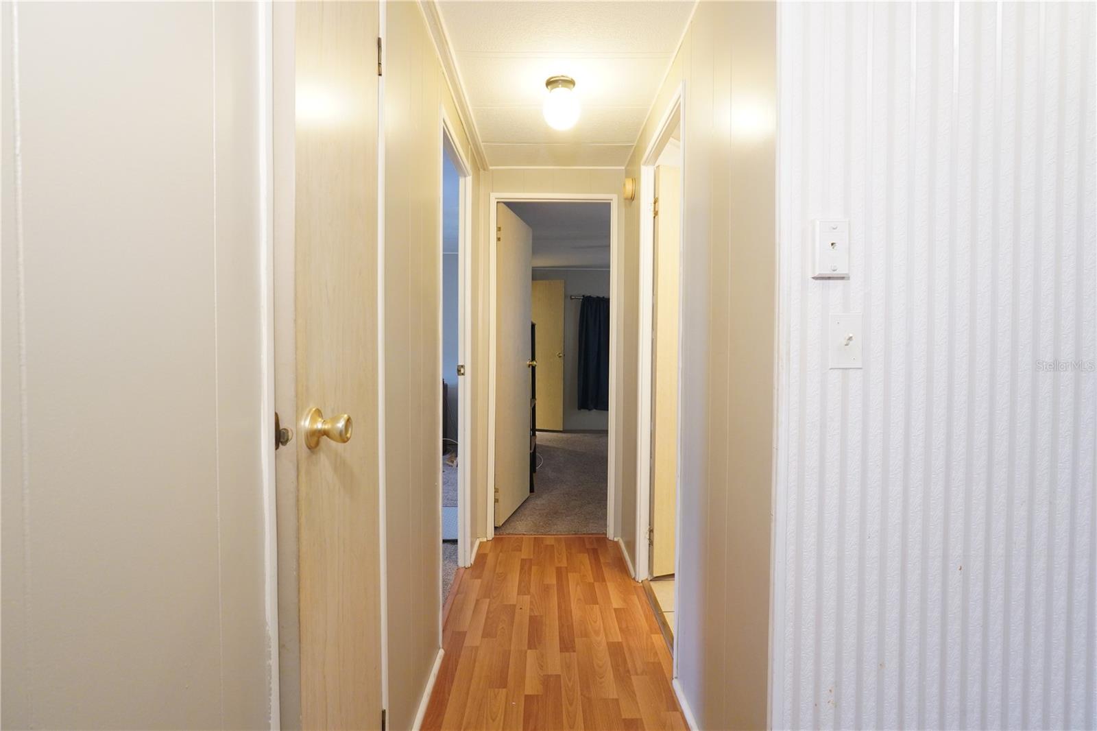 Image 15 of 41 For 82310 1st Avenue N 310