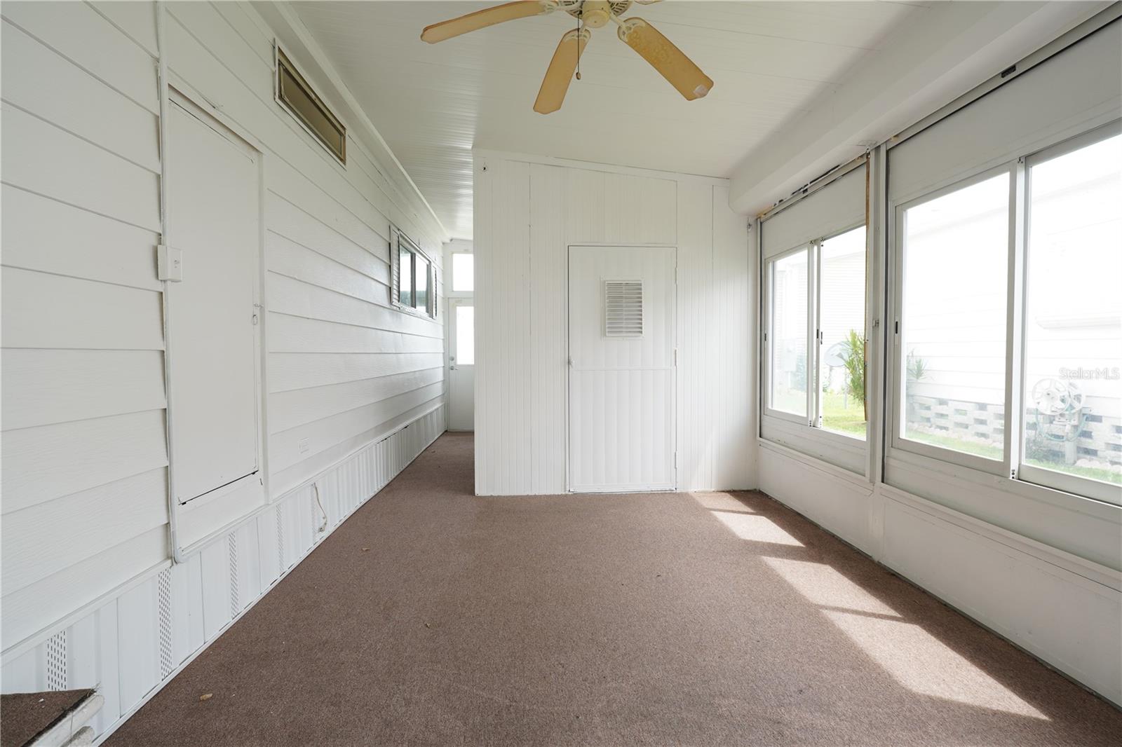 Image 29 of 41 For 82310 1st Avenue N 310