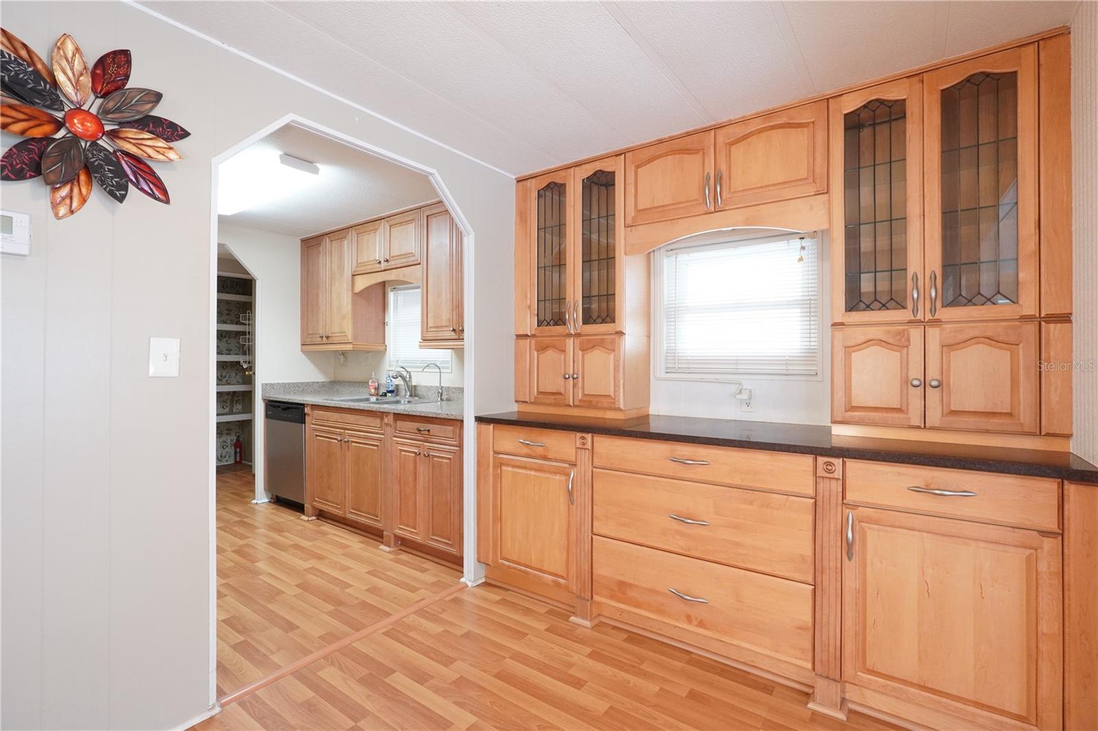 Image 6 of 41 For 82310 1st Avenue N 310