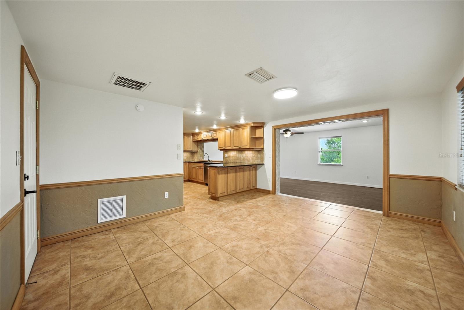 Image 13 of 37 For 12407 Partridge Hill Row