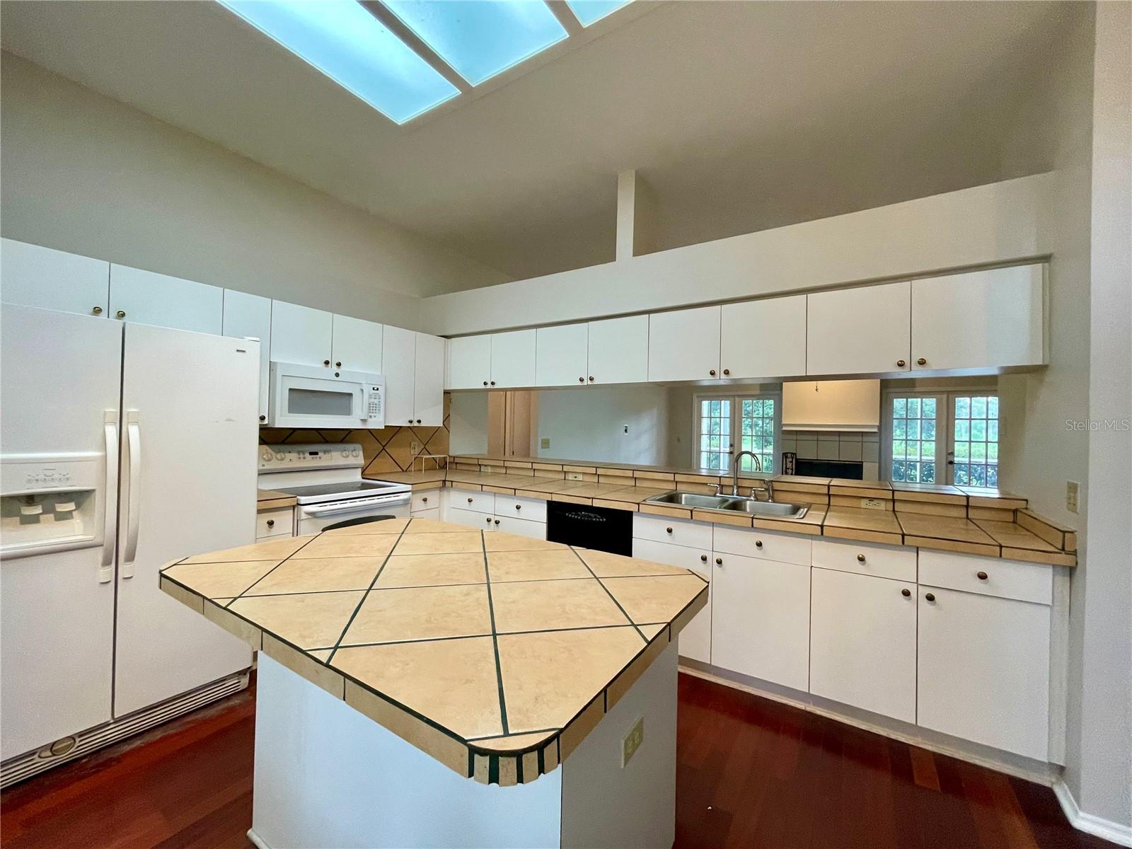 Image 3 of 17 For 9605 Norchester Circle