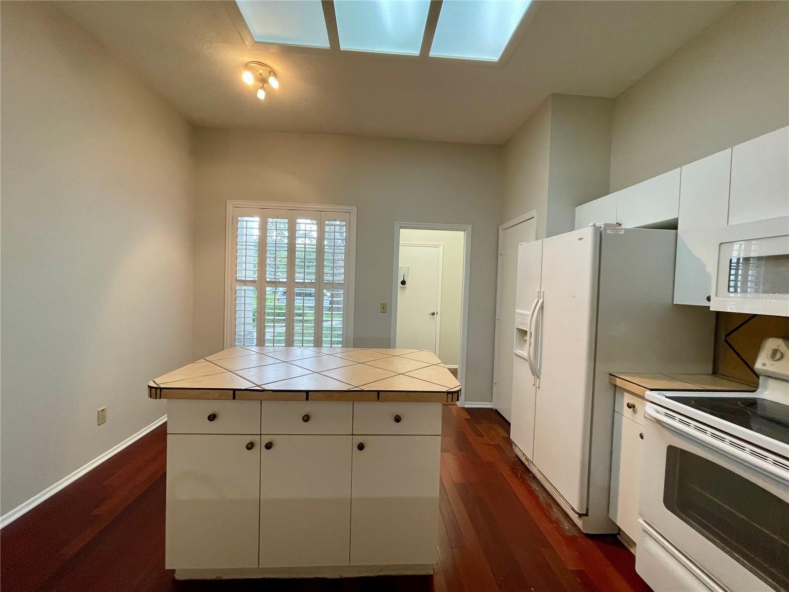 Image 4 of 17 For 9605 Norchester Circle